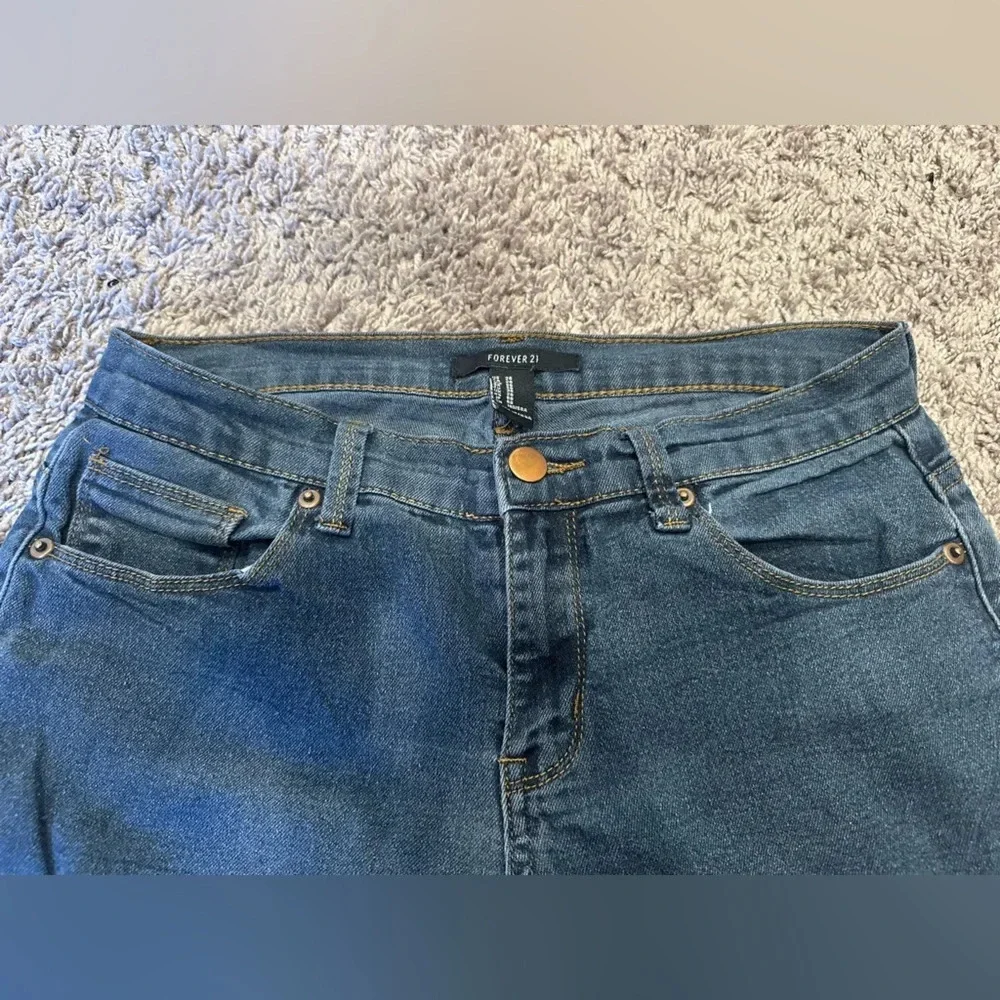 Forever 21 Dark Wash Skinny Jeans Mid Rise Stretch Y2K Denim Women’s Size 26